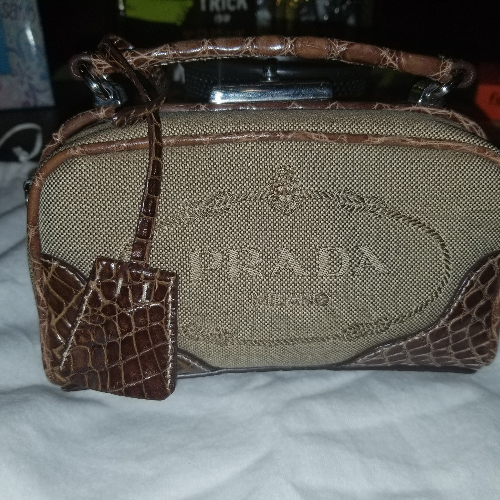 Prada Logo Jacquard mini clutch - Picture 2 of 8